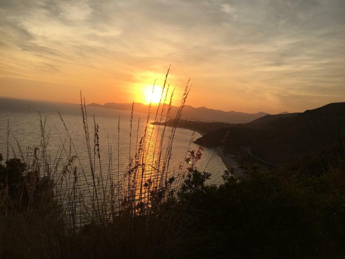 Resort Luna Rossa Sperlonga Kültér fotó